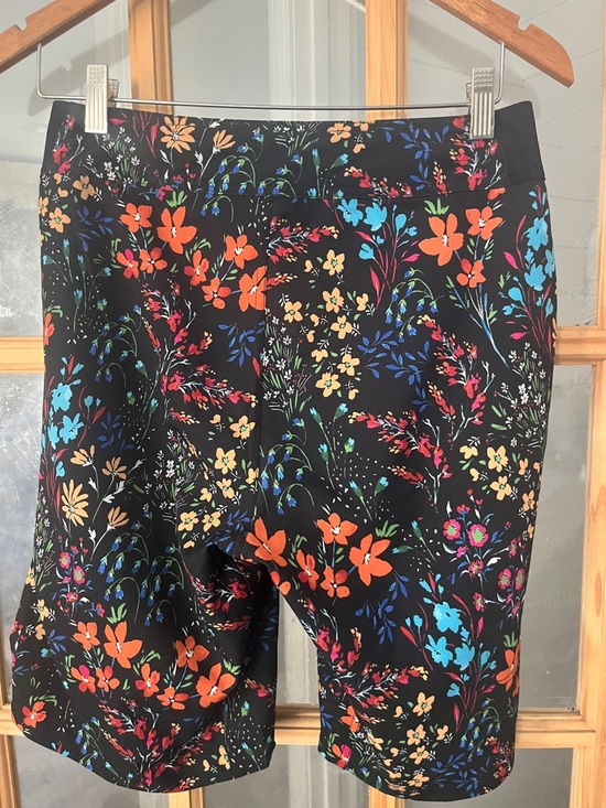 Krimson Klover Bermuda Short Floral Small - Picture 6 of 6